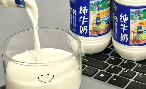 牛奶摇一摇会变成奶油吗2