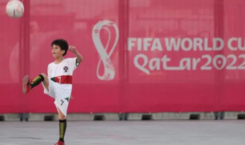 卡塔尔世界杯为何是最有争议的一届2