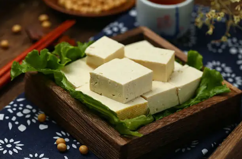 盒装内酯豆腐怎么做好吃适量食用对身体有益