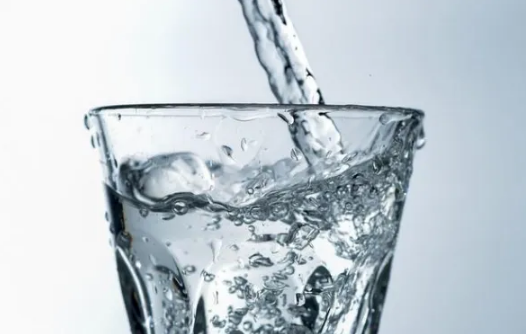 感冒发烧喝电解质水有好处吗3