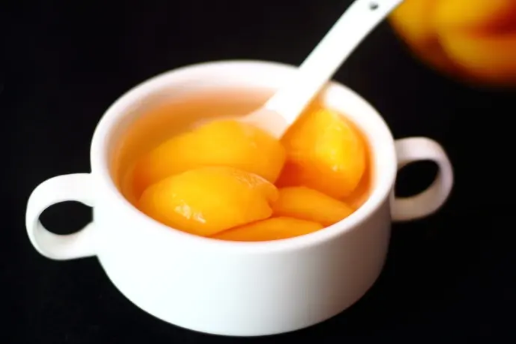黄桃罐头是用什么桃子做的2