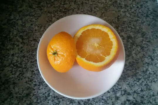 橙子加盐蒸可以治嗓子疼吗2