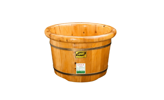 泡脚桶|泡脚桶买木头的和塑料的哪个好