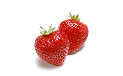 草莓被压白了还能吃吗