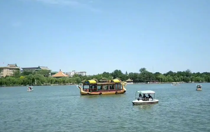 2023五一北京北海公园能划船吗1