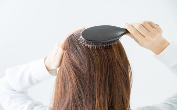 经常梳头可以促进生发吗