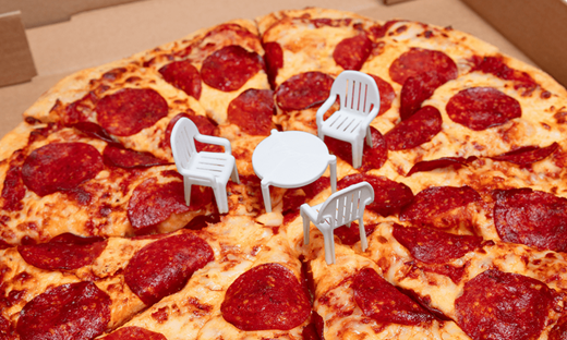 披萨上面的小凳子是干什么用的2