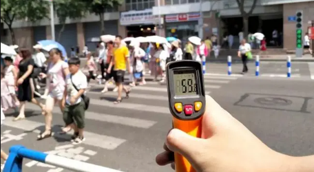 2023年上海8月份高温天气有几天2
