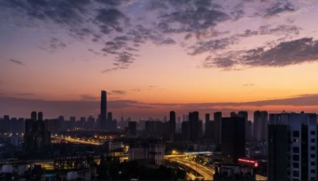 武汉7月份适合旅游吗2023