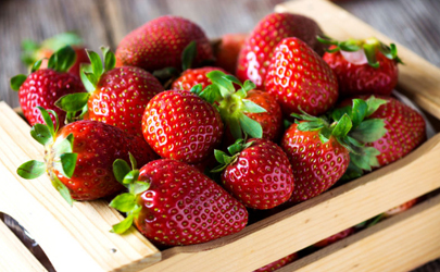车厘子和草莓是寒性水果吗