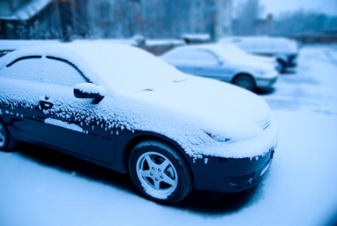 下雪天汽車雨刮器要豎起來嗎2