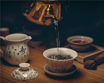 喝茶可以降尿酸高嗎 喝茶對(duì)降尿酸有好處嗎1