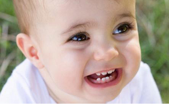 宝宝一颗牙齿要长多久 宝宝长牙早晚和什么有关