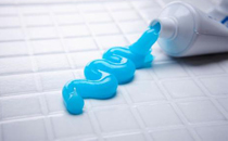 用牙膏洗脸效果怎么样 牙膏洗脸的正确步骤及好处