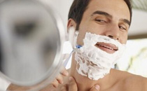 男生多少岁开始刮胡子最好 刮胡子的最佳时间什么时候