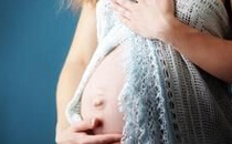 孕妇能摸肚子吗 孕晚期频繁摸肚皮小心早产