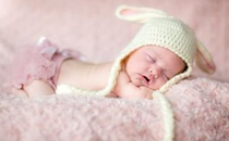 冬天新生婴儿睡觉穿什么 宝宝穿什么睡觉舒服