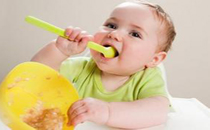 吃肉比喝汤更营养 宝宝吃肉时的注意事项