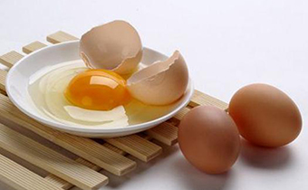 如何给宝宝添加鸡蛋 宝宝早上吃鸡蛋好吗