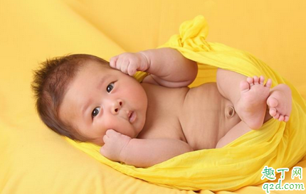 4个月婴儿健康标准 4个月宝宝的身高体重