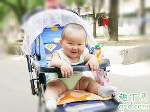 宝宝坐婴儿推车会影响脊柱 宝宝坐婴儿车的注意事项
