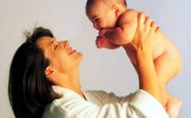 哺乳期怎么预防乳腺增生 产后哺乳为什么总乳房疼痛
