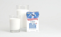 纯牛奶一天喝多少合适 喝纯牛奶要注意些什么