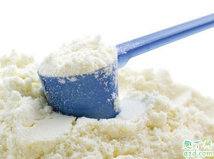 早产儿吃早产奶粉一般几个月 早产儿奶粉和普通奶粉一样吗区别