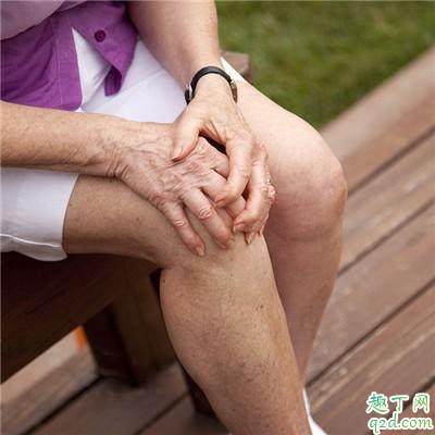 老年人脚肿是什么原因引起的 老年人脚肿了怎么快速消肿