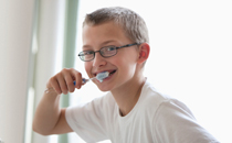 小孩刷牙要不要用牙膏 孩子怎么选择正确的选牙膏