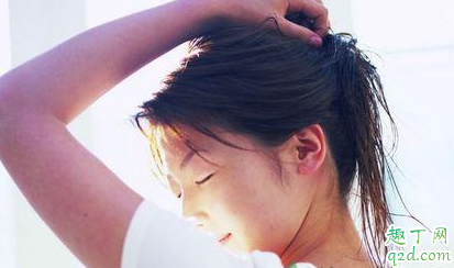 冬季女性头皮痒是什么回事 10种方法还你健康头皮