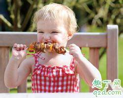 吃肉比喝汤更营养 宝宝吃肉时的注意事项