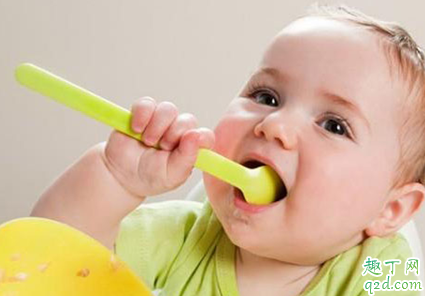 几个月宝宝可以吃婴儿米粉 婴儿米粉怎么冲调好