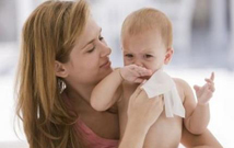 经常给宝宝用湿巾好不好 使用婴儿湿巾注意事项