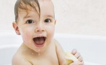 婴儿洗发水有哪些 宝宝洗发水大人能用吗